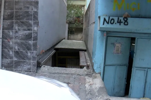 İstiklal Caddesi'ni kana bulayan Ahlam Albashir'in 4 ay boyunca çalıştığı tekstil atölyesi görüntülendi! İşte teröristin evinden çıkanlar