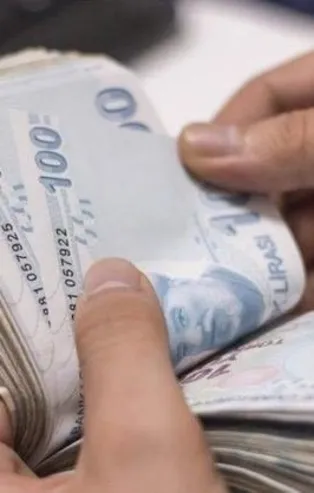 Faizlerdeki düşüş,TL kredileri zirveye taşıdı! 5 milyar lira çektik