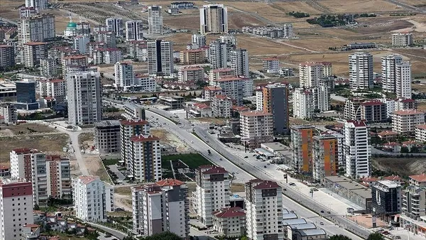 son-dakika-konut-sektoru-mercek-altinda-80-bin-mukellef-radara-takildi-1675058984100.jpeg Son dakika: Konut sektörü mercek altında: 80 bin mükellef RADAR'a takıldı-6