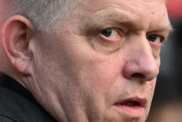 Slovakya Başbakanı Robert Fico’ya ölüm mesajı! Mayıs ayında suikasta uğramıştı bu kez zarftan kurşun çıktı