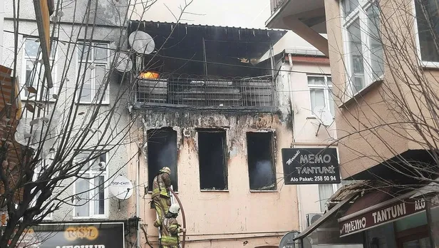 istanbul-besiktasta-ahsap-binada-yangin-cikti-85-yasindaki-sakir-kabak-hayatini-kaybetti-1643468427686.jpeg İstanbul Beşiktaş'ta ahşap binada yangın çıktı: 85 yaşındaki Şakir Kabak hayatını kaybetti-5