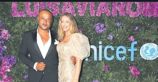 Danimarkalı model Mathilde Gohler, Nedret Taciroğlu imzalı kıyafetiyle göz kamaştırdı