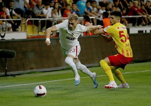 son-sampiyon-galatasaray-kayserispor-deplasmaninda-1-puana-razi-oldu-1691872497509.jpeg Son şampiyon Galatasaray, Kayserispor deplasmanında 1 puana razı oldu-6