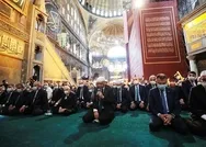 Dünyanın gözünün İstanbul’a döndüğü an: 14.23te ilk cuma namazı kılındı, Ayasofya Camii ibadete açıldı