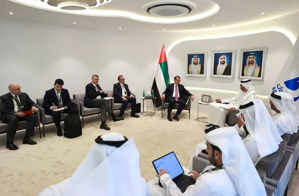 Son dakika: Bakan Dönmez BAE'de mevkidaşı Al Mazrouie ile görüştü-1