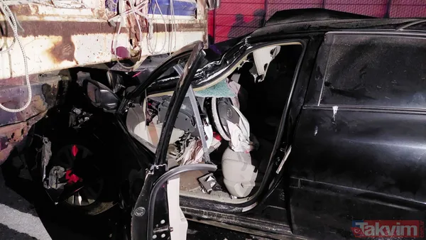 Tekirdağ'da feci kaza! Arkadan çarptığı kamyona saplanan otomobil metrelerce sürüklendi: Sürücü ağır yaralı - 7