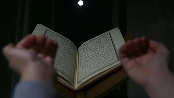 isra-suresi-gece-yuruyusu-nedir-isra-mirac-olayi-nedir-isra-ve-mirac-hadisesinin-onemi-1615319902133.jpg