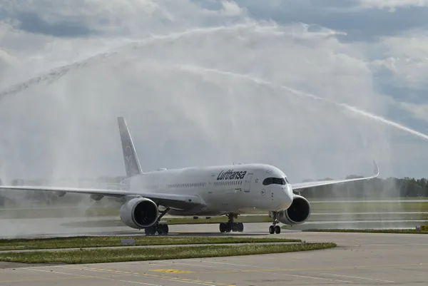 alman-havayolu-devi-lufthansa-29-bin-kisi-isten-cikartacak-1607324553049.jpg Alman havayolu devi Lufthansa 29 bin kişi işten çıkartacak-2