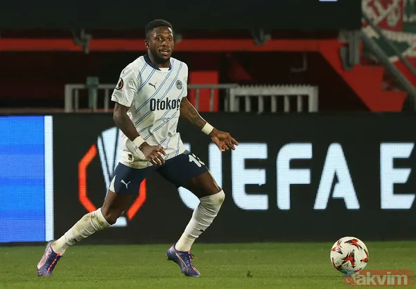 Mourinho'dan revizyon! İşte Fenerbahçe'nin Manchester United maçı 11'i - 9