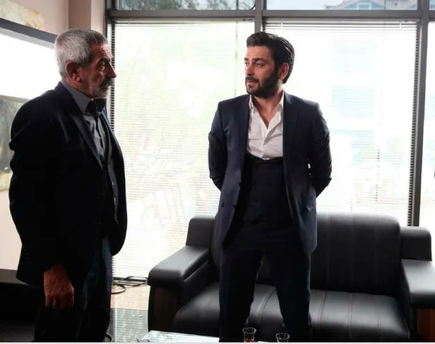 edhoda-bas-dondurecek-iki-ayrilik-gelismesi-bu-sozlerle-duyuruldu-seyircisinin-hisleri-karman-corman-1630512306928.jpg EDHO'da baş döndürecek iki ayrılık gelişmesi bu sözlerle duyuruldu! Seyircisinin hisleri karman çorman!-7