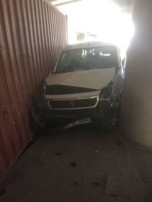 Bakırköy'de devrilen TIR trafiği birbirine kattı-1