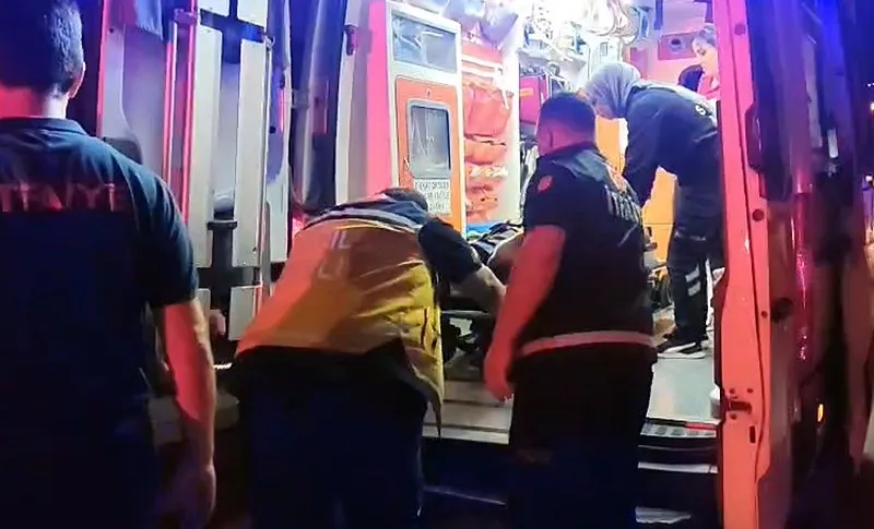 esi-eve-almadi-catidan-girmek-isterken-yere-cakildi-1784715347959.jpeg Eşi eve almadı çatıdan girmek isterken yere çakıldı-4