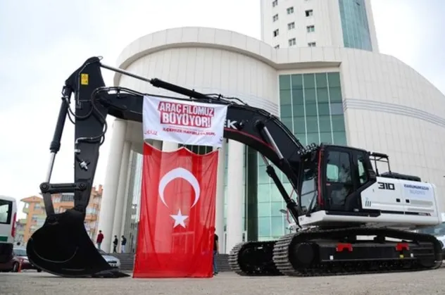 CHP'li Mansur Yavaş'a tepkiler çığ gibi büyüyor: "Ankara'da muz hayali yerine gerçek hizmet istiyoruz"