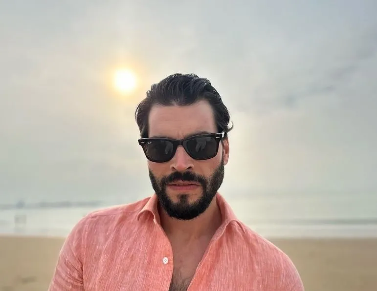 hercai-dizisini-unutmayanlara-mujde-akin-akinozu-ve-tuba-buyukustun-mardinde-1725541037875.jpg Hercai dizisini unutmayanlara müjde! Akın Akınözü ve Tuba Büyüküstün Mardin'de...-5