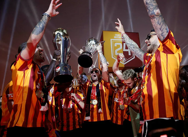 Galatasaray'dan Fenerbahçe ve Beşiktaş'ı kıskandıracak transfer! Bunu kimse beklemiyordu - 5