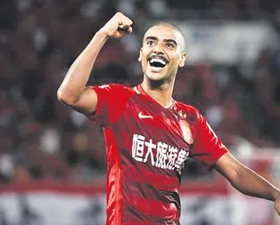 Carvalho’da mutlu son