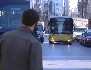 Sağlık çalışanları işe gidecek otobüs bulamıyor!