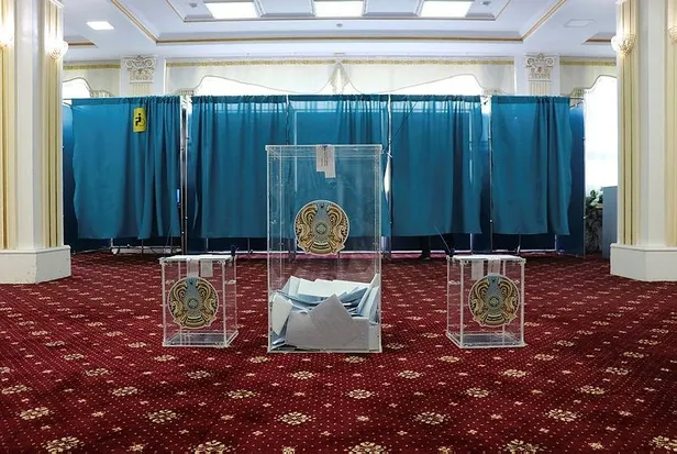kazakistan-anayasada-degisikligine-gidiyor-referandumda-evet-oyu-cikti-1654494926731.jpeg