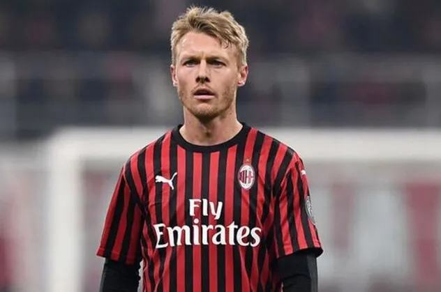 Simon Kjaer 2022'ye kadar Milan'da!