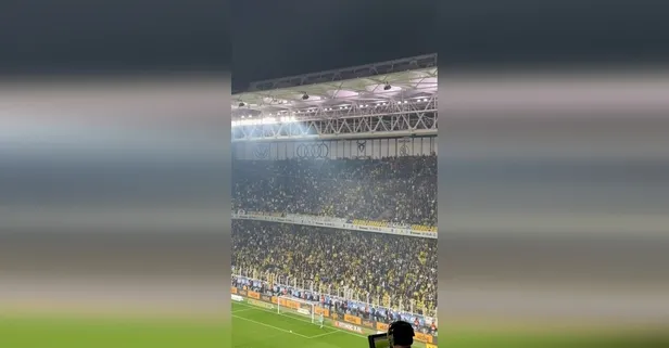 Fenerbahçe'nin Kayserispor beraberliği sonrası tribünlerden yönetime tepki: Ali Koç istifa!