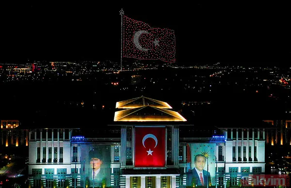 Cumhurbaşkanlığı Külliyesi'nde tarihi anlar! 30 Ağustos Zafer Bayramı coşkuyla kutlandı - 20