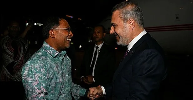 Son dakika: Dışişleri Bakanı Hakan Fidan Malezyalı mevkidaşı Kadir ile görüştü