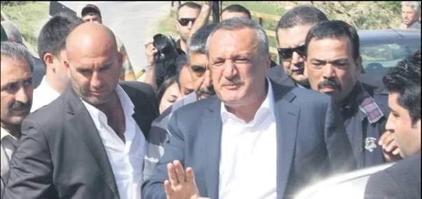 Ağar karışıklık!