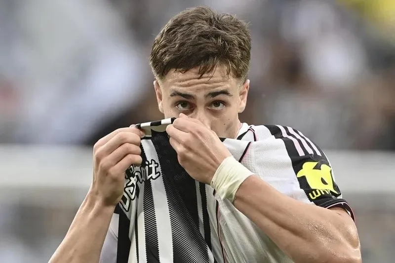 kenan-yildiz-juvede-kalacak-1769528935668.jpeg Kenan Yıldız Juve'de kalacak!-2