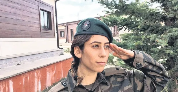 Şehit anneleri her yıl olduğu gibi bayramı şehitlikte karşıladı: Huriye Yiğit, kızı Cennet’i anarak dua etti