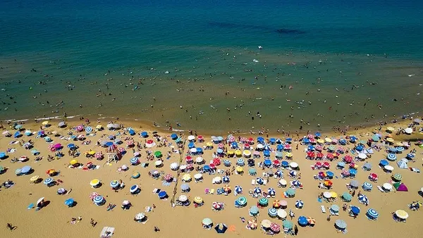 antalya-turizminde-1-milyonu-asan-almanlar-5-yil-sonra-ruslari-geride-birakti-1657781929428.jpg Antalya turizminde 1 milyonu aşan Almanlar 5 yıl sonra Rusları geride bıraktı-6