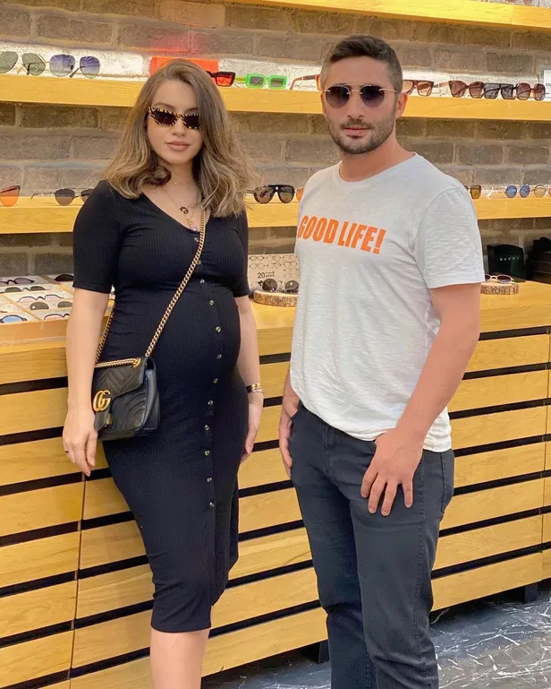 yagmur-sariogluna-catir-catir-kilo-verdiren-diyet-38-kilo-birden-eridi-1699021966643.jpg Yağmur Sarıoğlu'na patır kütür kilo verdiren diyet! 38 kilo birden eridi-2