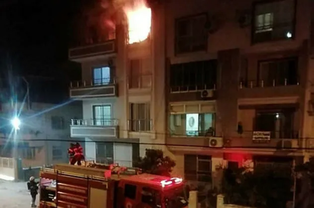 İskenderun'da apartmanda yangın: 1 ölü