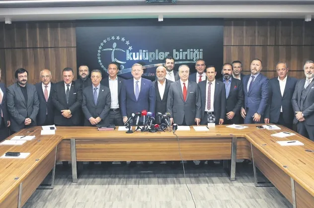 UEFA’ya karşı tek yürek! 18 Süper Lig kulübü UEFA’ya deklarasyon yollayacak