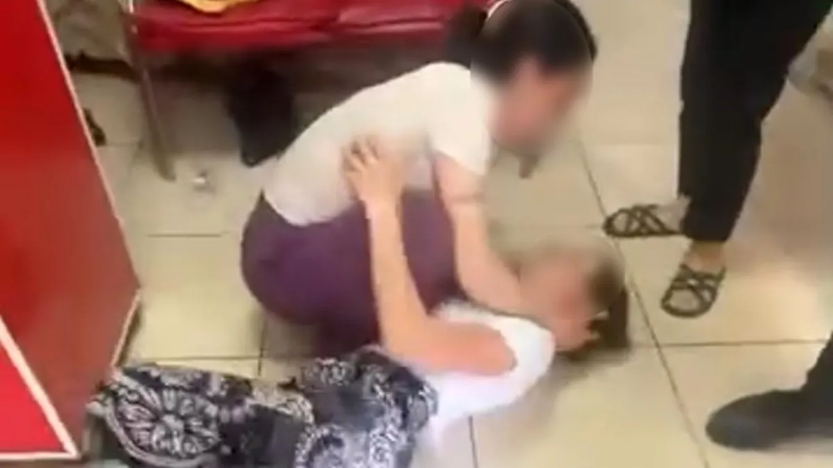 Adana'da aynı eve ikinci kez girmeye çalışırken yakalandılar! 2 şüpheliden sara nöbeti numarası: “Yardım...