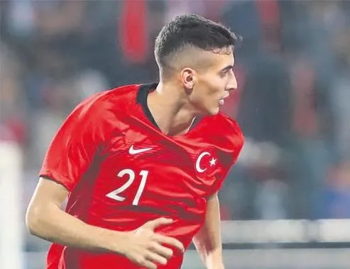 Adım adım Mert Müldür