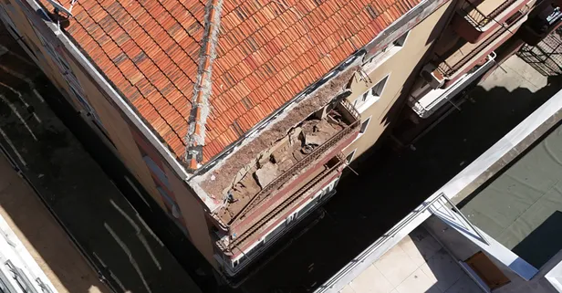 Bahçelievler'de 4 katlı bir binanın çatısında çökme! Ekipler olay yerinde! Ölü ya da yaralı var mı? Yetkililer açıkladı