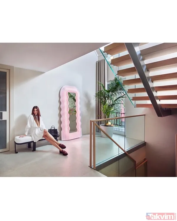 Demet Özdemir ve eşi Oğuzhan Koç bu evde yaşıyor! Yalı dairesine toplamda 3 Milyon TL harcamışlardı! Ev ev değil saray yavrusu - 9