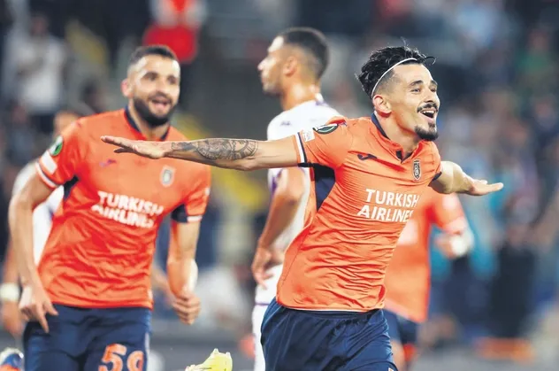 Başakşehir, İtalyan Fiorentina’yı da devirdi