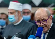 İslama ve Hz. Muhammede S.A.V. hakaretlere destek veren Fransa: İslama saygı duyuyoruz