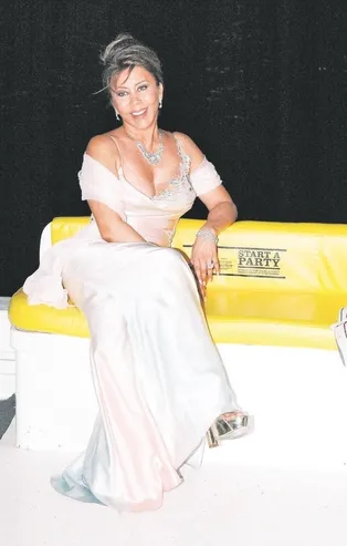 Derin acı! Okyanus'ta kaybolan Dilek Ertek'in gıyabi cenaze namazı kılındı