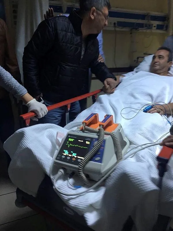 CHP'li vekil Bülent Tezcan'a silahlı saldırı-1