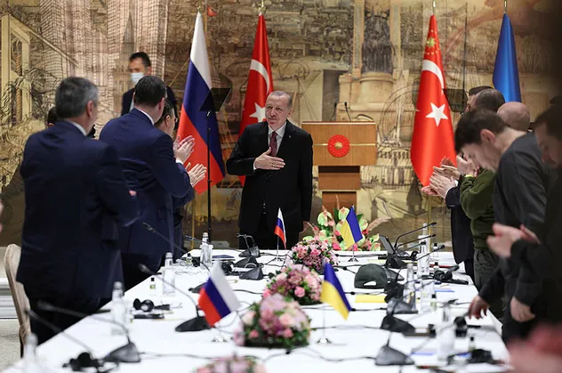 Dolmabahçe'deki barış müzakeresi dünyanın dilinde! Fransız basını böyle yazdı: “Türkiye artık diplomaside yeni güç"