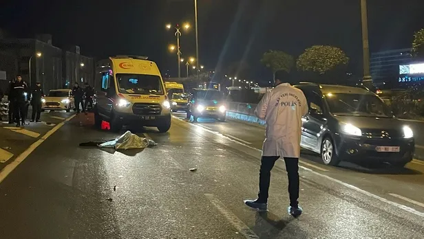 Bayrampaşa'da gece yarısı feci son: Yolun karşısına geçerken otomobilin çarptığı yaya öldü, sürücü kaçtı!-4