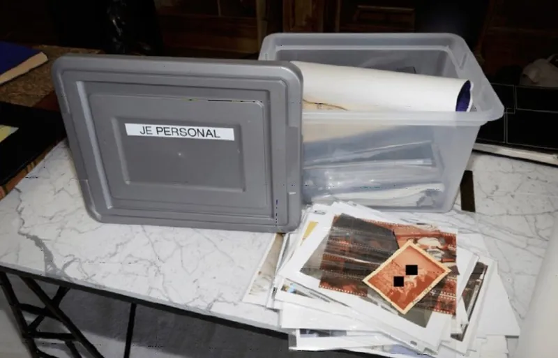 pefodili-jeffrey-epsteine-victorias-secret-finansmani-para-isleri-mankenler-uzerinden-mi-yurudu-tasin-altindan-1770499271481.jpeg Pefodili Jeffrey Epstein'e Victoria’s Secret finansmanı! Para işleri mankenler üzerinden mi yürüdü? Taşın altından İsrail de çıktı-9