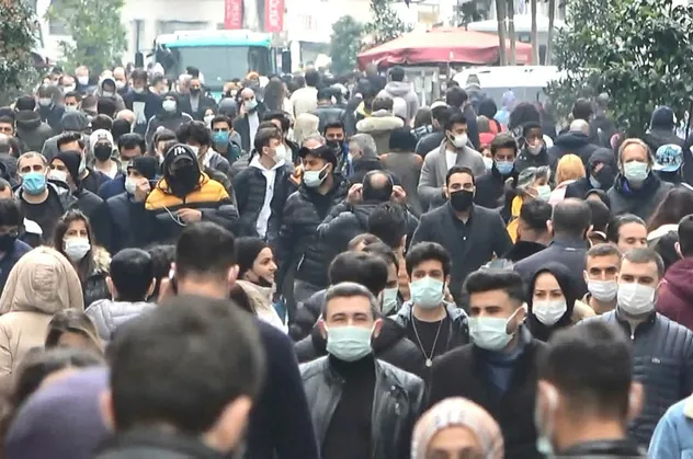 Koronavirüsle ilgili korkutan açıklama! Önce İstanbul sonra Ankara piki geliyor