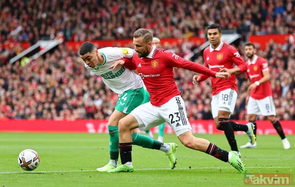 Manchester United, Newcastle United'a diş geçiremedi! Cristiano Ronaldo ve Sir Alex Ferguson yıllar sonra yan yana... - 5