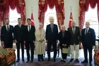 Başkan Erdoğan'dan tarihi kabul: Demokrasi şehitlerinin aileleri ilk kez Dolmabahçe'de bir araya geldi
