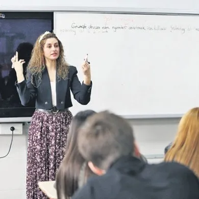 Filiz öğretmene çifte ödül