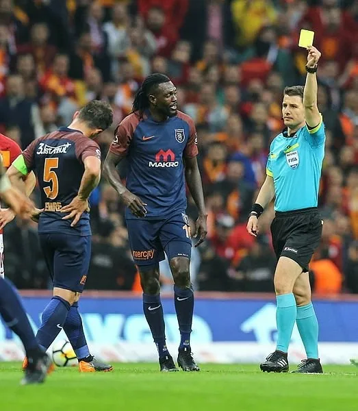 Emre Belözoğlu 'yaz bunu yaz' işaretini kime yaptığını açıkladı-5