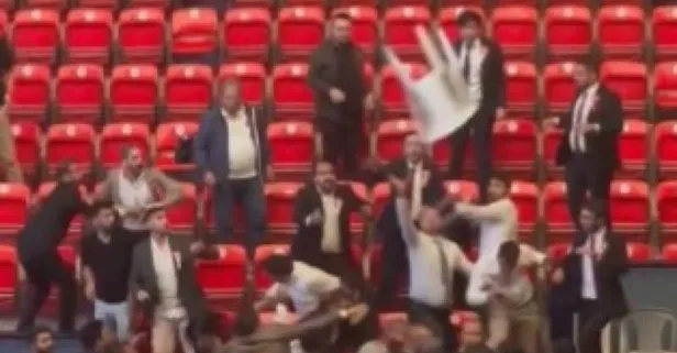 Ankara Barosu'nun kongresinde terör propagandası kavga çıkardı! Tekme ve yumruklar konuştu!